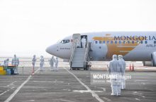 266 Mongolians evacuated from Japan